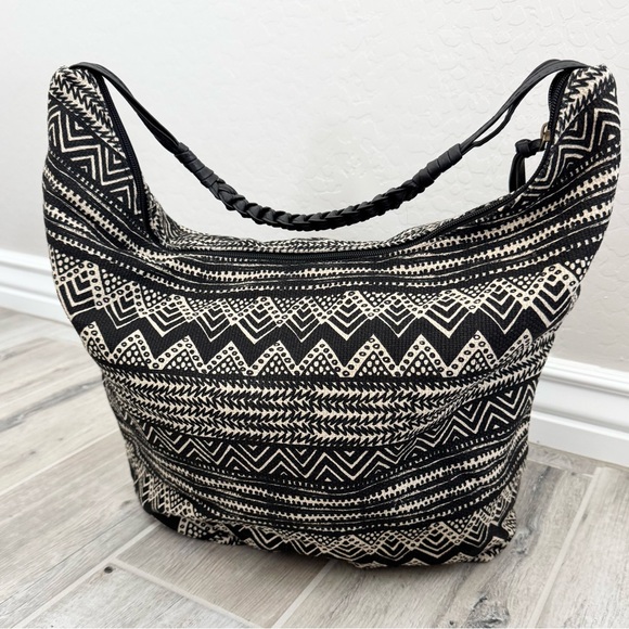 Tribal Black Cream Boho Aztec Pattern Shoulder Hobo Bag - Picture 2 of 8